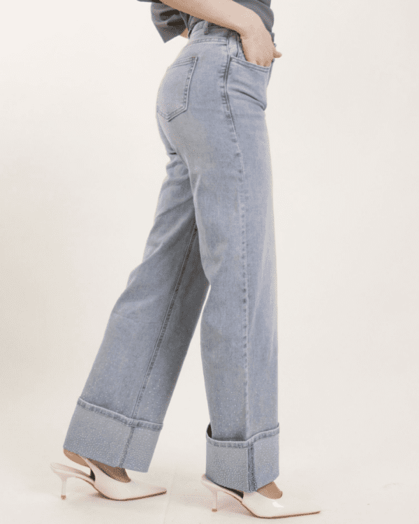 Jeans gamba dritta strass sul fondo - immagine 2