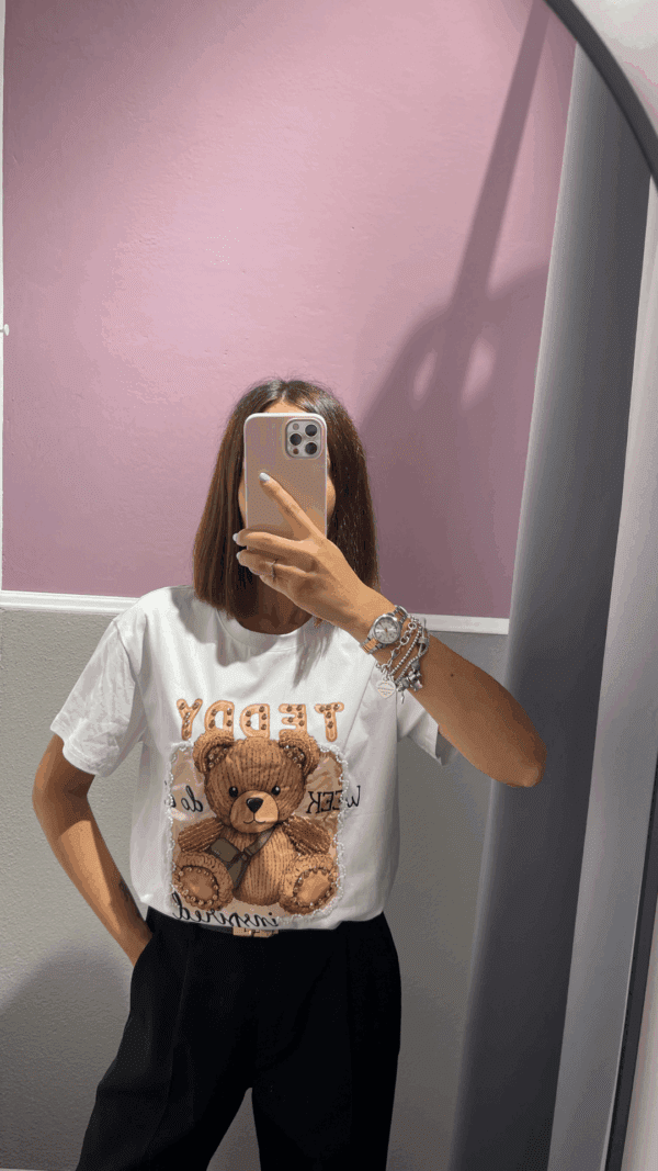 T-shirt teddy week